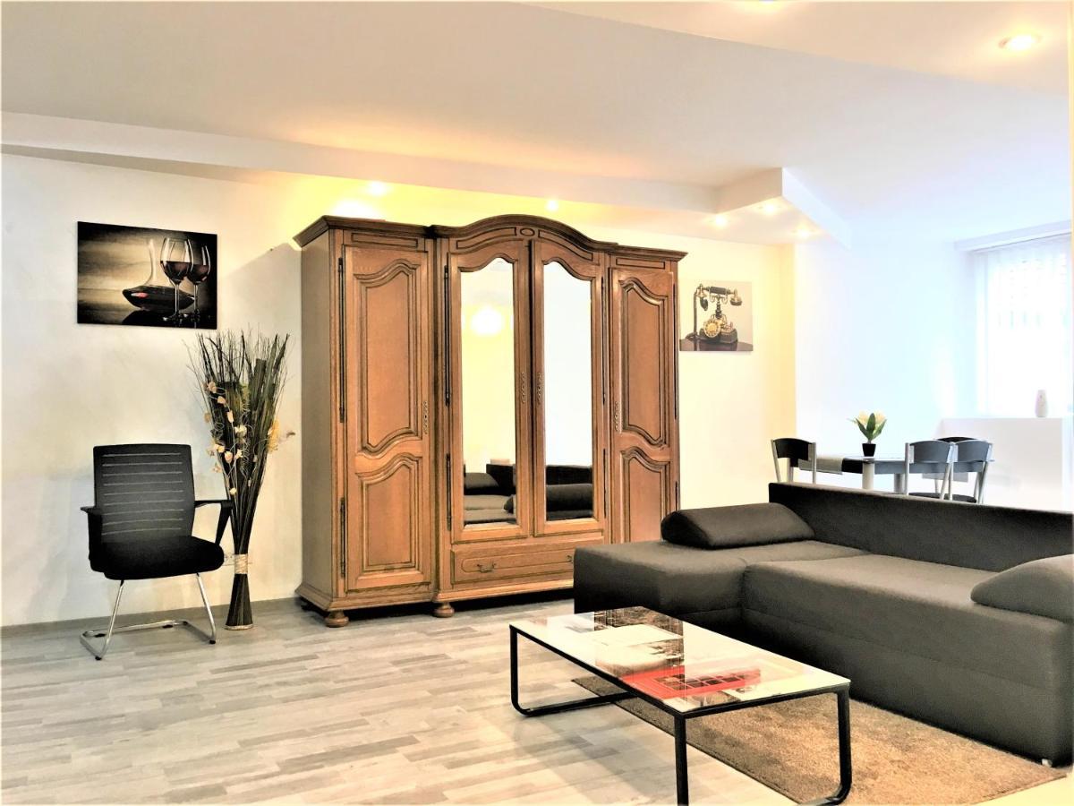 Large Apartment In Ultra-Central Location Brašov Exteriér fotografie